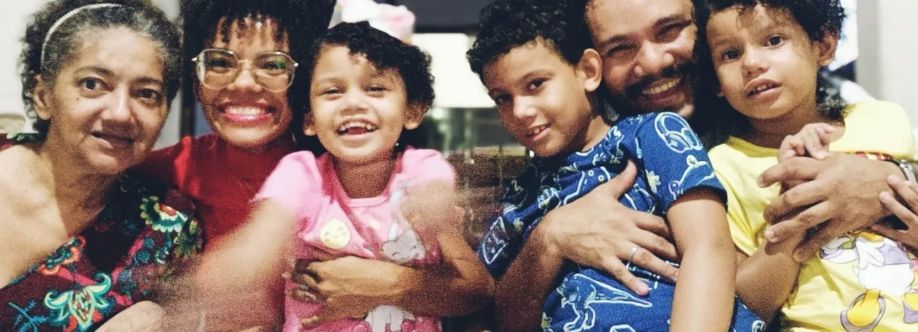 Dayane Stéffani Cover Image